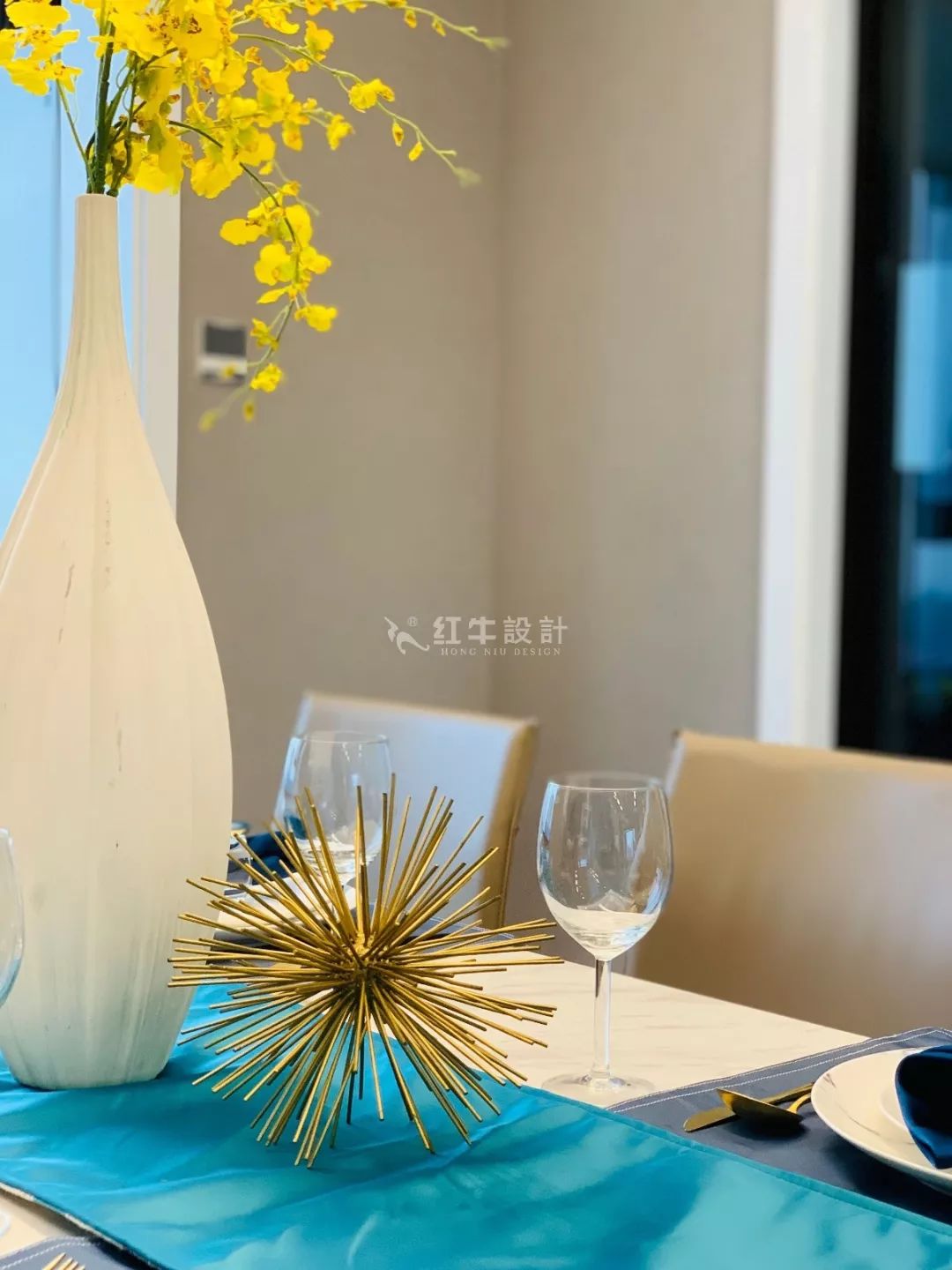 南京保利國際社區(qū)140㎡現(xiàn)代風(fēng)格--四室二廳大戶型，寬敞開闊又舒適！08餐廳設(shè)計(jì)