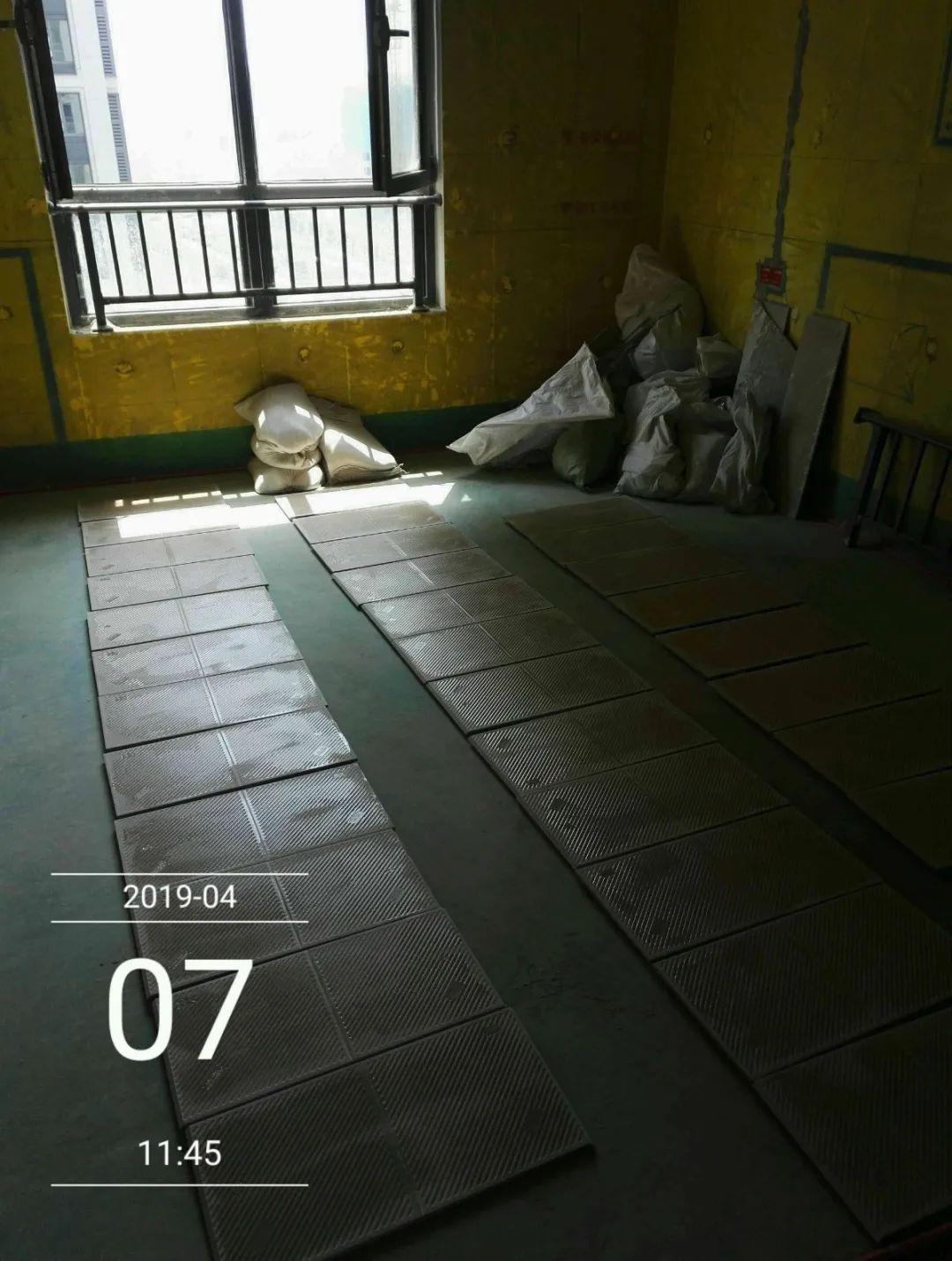 孟憲濤_保利國際社區(qū)115㎡現(xiàn)代北歐--簡潔明亮之家，一人獨(dú)居太愜意！30工地一覽