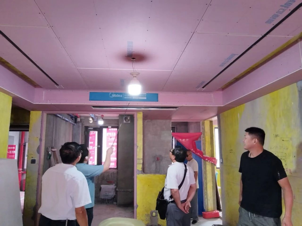 工地突擊巡檢：嚴苛落實工藝標準，全力護航工程質量！